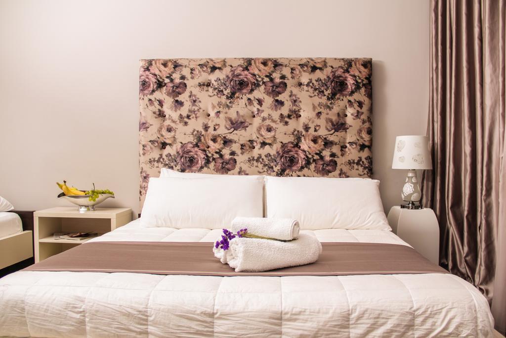 Vivar Hotel Тирана Номер фото
