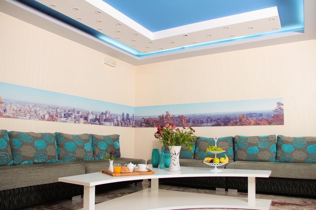 Vivar Hotel Тирана Екстер'єр фото